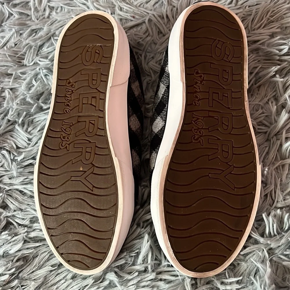 Buffalo Check Pier View Sneakers